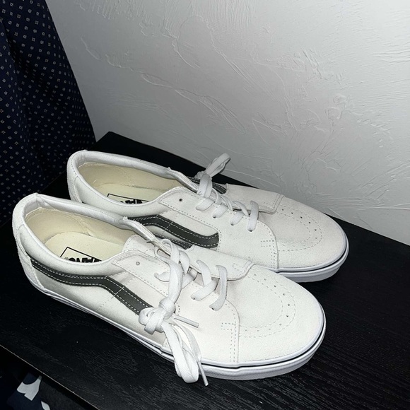 brand new vans - Picture 6 of 6